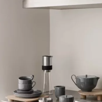BLOMUS TEA-JAY 63537 átlátszó jeges tea készítő karaf