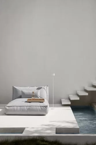 BLOMUS FAROL FLOOR 66127 fehér USB-s akkumulátoros mobil állói lámpa