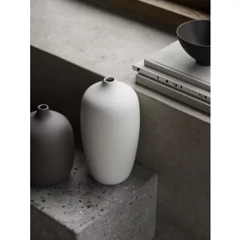 BLOMUS CEOLA 66168 fehér virágtartó váza