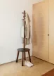 UMBRA PILLAR STOOL 1014257-048 barna-fekete sámli és kabátakasztó álló fogas