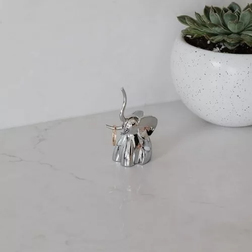 ZOOLA ELEPHANT ezüst színű polírozott tömör fém gyűrűtartó elefánt figura
